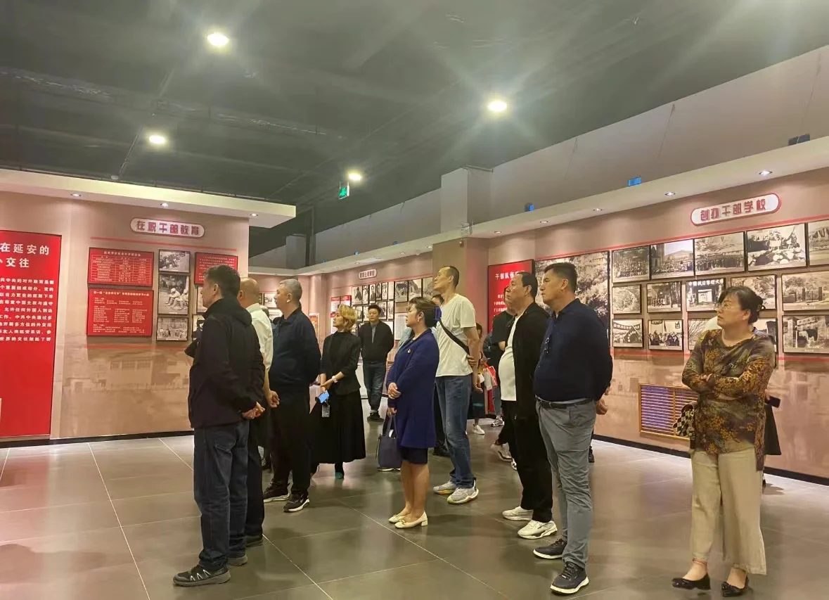赓续红色血脉，传承红色文化——红色纪念馆参观活动